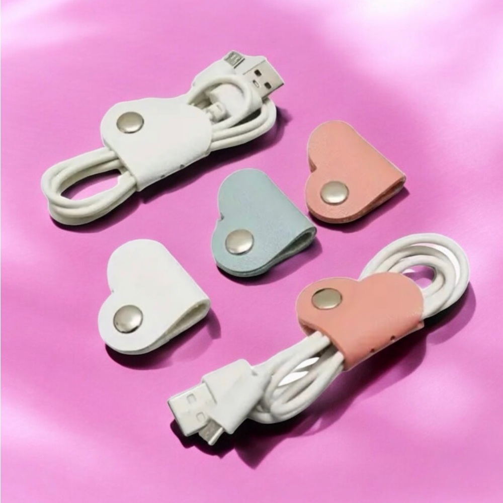 Cable Organizers Heart Shaped in Random Colors Set of 5